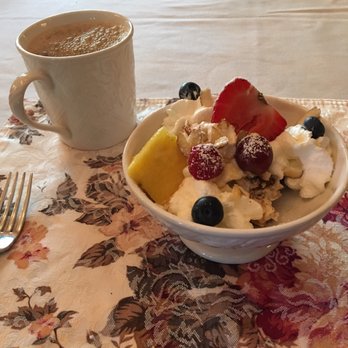 Cedar Gables Inn - Coffee and oats for breakfast - Bed & Breakfast Near Me - Napa, California Cedar Gables Inn - Coffee and oats for breakfast - Bed & Breakfast Near Me - Napa, California