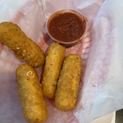 Los Portrillos Taqueria - Mozzarella sticks