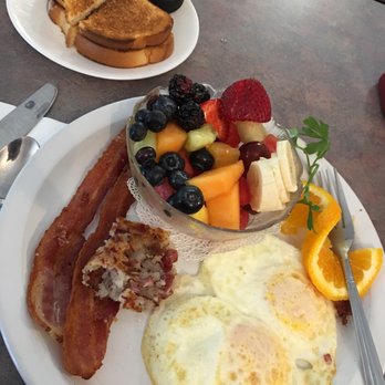 Trendy's - Breakfast & Brunch Near Me - Redding, California