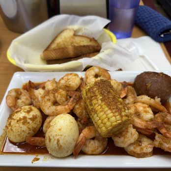 Cajun Deli - Peeled shrimp, boiled eggs, Texas toast.  The potato and corn come with the shrimp. - Cajun/Creole Near Me - Shakopee, Minnesota