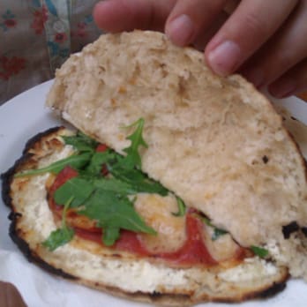 Kolar - Mmm daily special with rocket, tomato sauce, cheese and prosciutto - Beisl Near Me - Vienna, 9