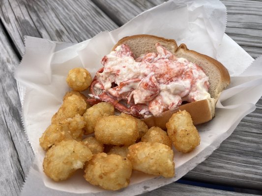 JOHNNY SHUCKS - Updated June 2024 - 19 Photos & 14 Reviews - 16 Old