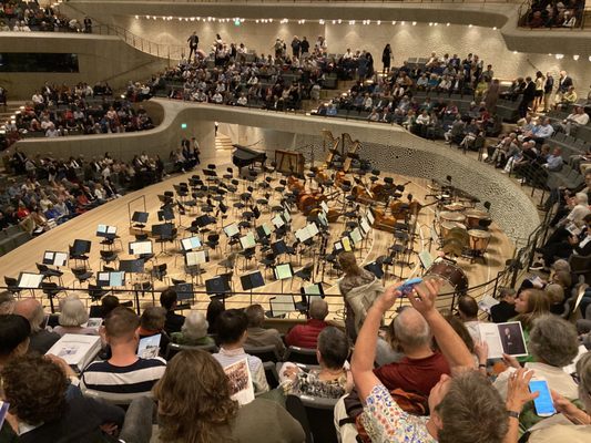 Elbphilharmonie Hamburg by null
