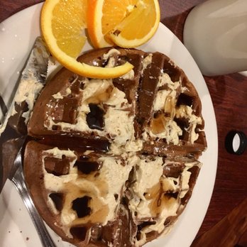 Em J's Cafe - Breakfast & Brunch Near Me - Berwyn, Pennsylvania