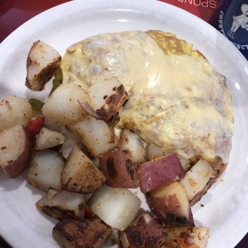 Sandy's Country Junction - Bacon, mushroom and cheese omelette - Coffee & Tea Near Me - Clovis, California Sandy's Country Junction - Bacon, mushroom and cheese omelette - Coffee & Tea Near Me - Clovis, California