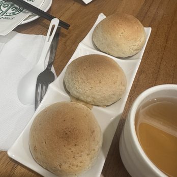 Tim Ho Wan - Baked char siu bun - Dim Sum Near Me - Honolulu, Hawaii