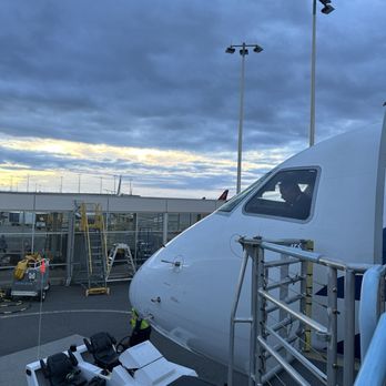 Alaska Airlines - Good Morning!! Happy Sunday blessings Everyone!! 5/19/24 - Airlines Near Me - Spokane, Washington Alaska Airlines - Good Morning!! Happy Sunday blessings Everyone!! 5/19/24 - Airlines Near Me - Spokane, Washington