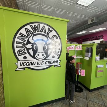 Runaway Cow - Ice Cream & Frozen Yogurt Near Me - Chicago, Illinois