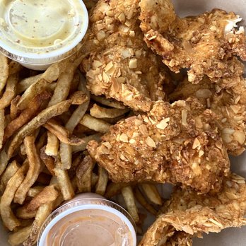 Union Social Eatery - Almond crusted chicken tenders - Gastropubs Near Me - Toronto, Ontario Union Social Eatery - Almond crusted chicken tenders - Gastropubs Near Me - Toronto, Ontario