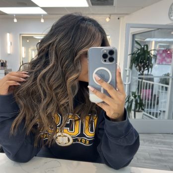 The Vivid Salon - Hair Salons Near Me - Tarzana, California