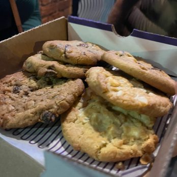 Insomnia Cookies - Desserts Near Me - Charlotte, North Carolina