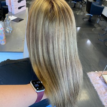 Harpeth Hair Co. - Hair Salons Near Me - Franklin, Tennessee