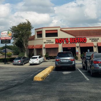 Noy's Bistro - Thai Near Me - Universal City, Texas