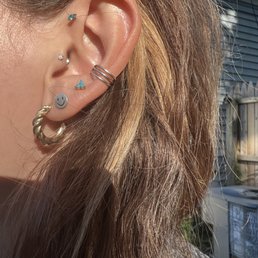just had my forward helix and tragus jewelry changed!! pieces recommended by Jen:) just had my forward helix and tragus jewelry changed!! pieces recommended by Jen:)