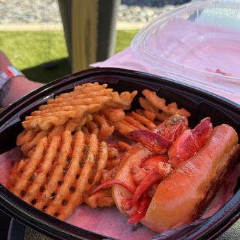 A Bite To Eat - Lobster Roll - Seafood Near Me - Loganville, Georgia A Bite To Eat - Lobster Roll - Seafood Near Me - Loganville, Georgia