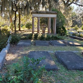 Bonaventure Cemetery - Funeral Services & Cemeteries Near Me - Savannah, Georgia Bonaventure Cemetery - Funeral Services & Cemeteries Near Me - Savannah, Georgia