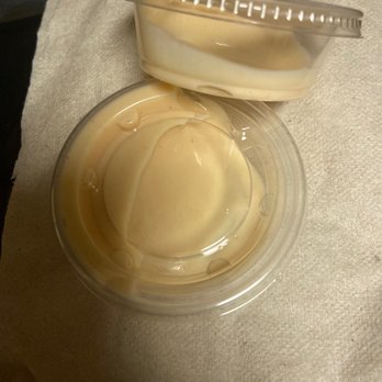 Carl's Jr - Partially filled dio cups. SMH. - Burgers Near Me - Cottonwood Heights, Utah