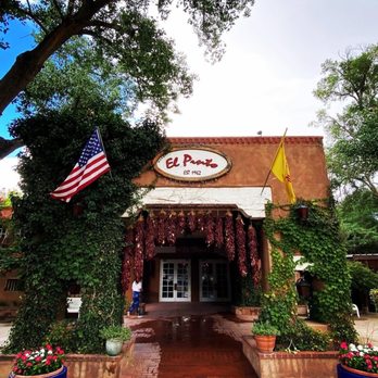 El Pinto - Front door - New Mexican Cuisine Near Me - Albuquerque, New Mexico