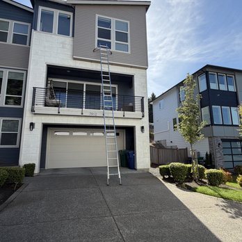 High Pressure Cleaning Details - Window Washing Near Me - Renton, Washington High Pressure Cleaning Details - Window Washing Near Me - Renton, Washington