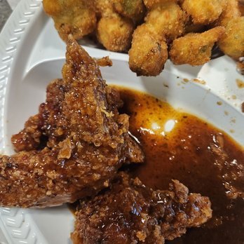 Ola's Southern Cuisine 2 - Lunch Special - Jerk Chicken Wings with organic. Great housemade jerk sauce - Soul Food Near Me - Knoxville, Tennessee Ola's Southern Cuisine 2 - Lunch Special - Jerk Chicken Wings with organic. Great housemade jerk sauce - Soul Food Near Me - Knoxville, Tennessee