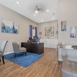 Cleburne Plaza Apartments