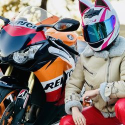 On the Edge Honda Suzuki - Repsol