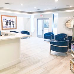 Bliss Dentistry - Waiting area