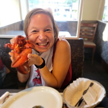 Bluenose II Restaurant - Seafood Near Me - Halifax, Nova Scotia