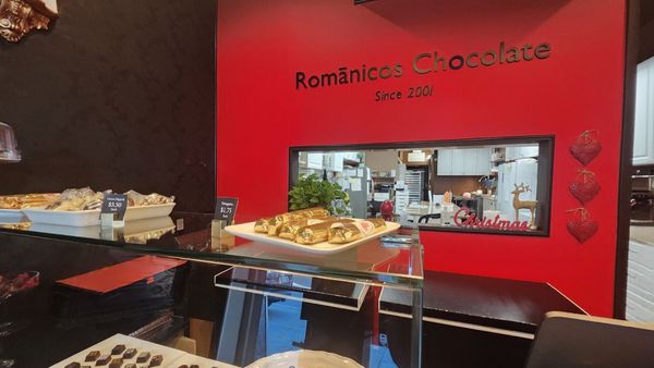 Romanicos Chocolate by null