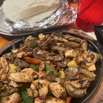 Las Margarita's Mexican Restaurant - Hawaiian Fajitas - Mexican Near Me - Gainesville, Florida Las Margarita's Mexican Restaurant - Hawaiian Fajitas - Mexican Near Me - Gainesville, Florida