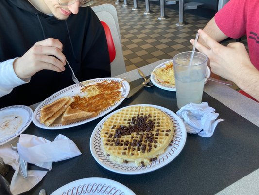 Waffle House - Louisville