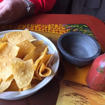 El Paso Mexican Restaurant - Chips and salsa - Mexican Near Me - Springfield, Virginia El Paso Mexican Restaurant - Chips and salsa - Mexican Near Me - Springfield, Virginia