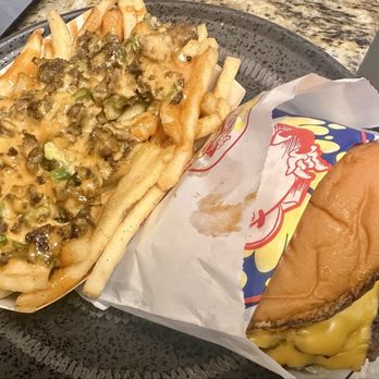 Hyphy Burger - Hyphy Meal and loaded fries - Burgers Near Me - Oakland, California Hyphy Burger - Hyphy Meal and loaded fries - Burgers Near Me - Oakland, California