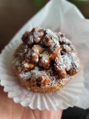 Little L Bakery by null