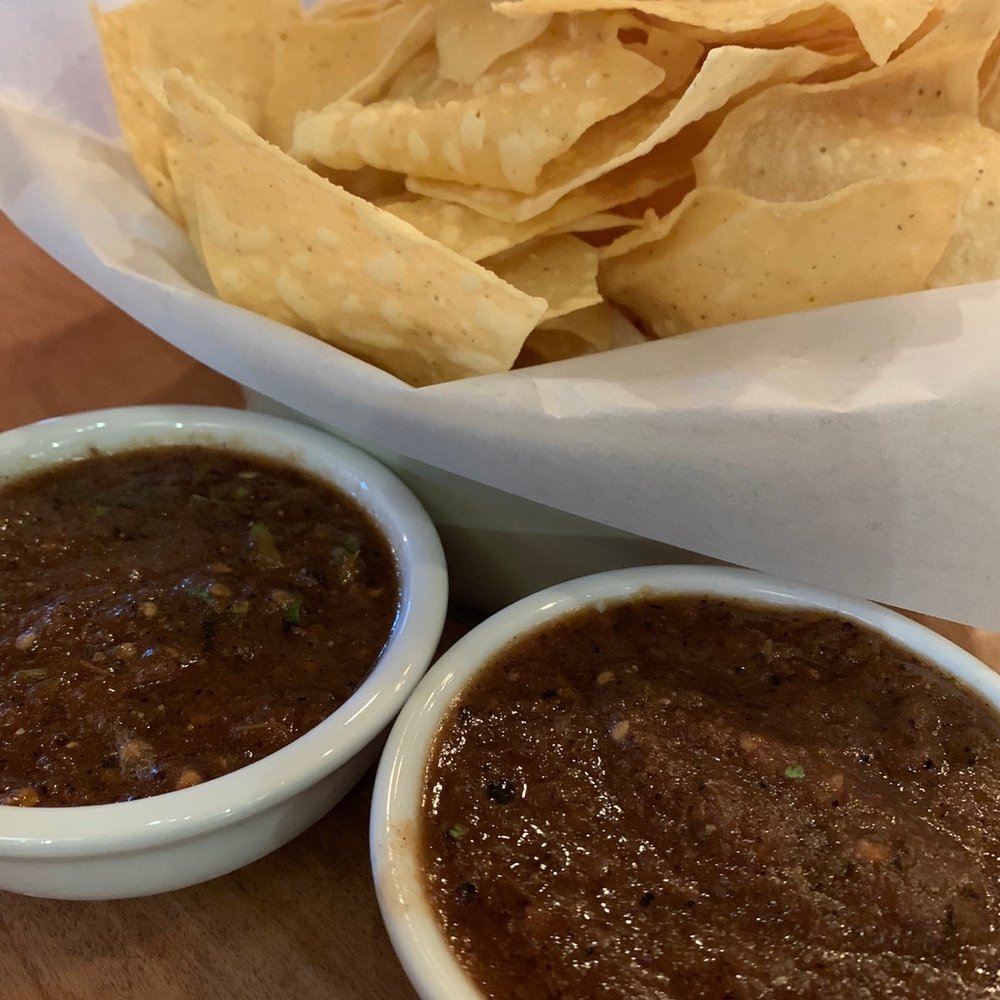 Uncle Julio's - Chips and dips - Mexican Near Me - Lombard, Illinois
