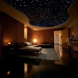 Escape Day Spa & Salon - One of the lounge areas