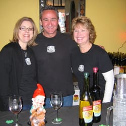 Barili Cellars - A winning team meet the Wine Gnome!
