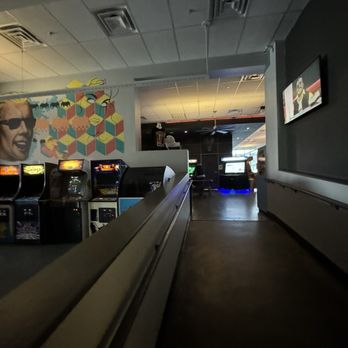 TAPPERS ARCADE BAR - Updated January 2026 - 268 Photos & 259 Reviews