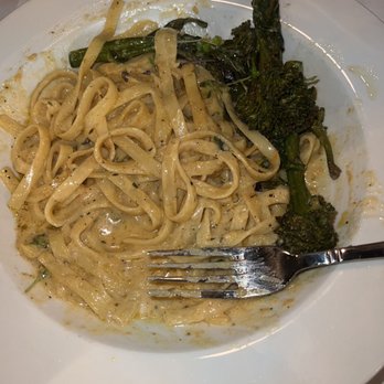 Papi Cuisine - build your own Alfredo pasta with broccolini - Cocktail Bars Near Me - Baltimore, Maryland Papi Cuisine - build your own Alfredo pasta with broccolini - Cocktail Bars Near Me - Baltimore, Maryland