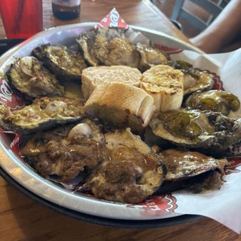 Uncle T's Oyster Bar - Bars Near Me - Scott, Louisiana