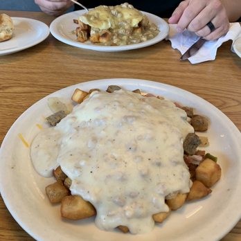Penny Ann's Cafe - Pot of Gold ft. my husbands Pork Chili Verde Skillet - Breakfast & Brunch Near Me - Draper, Utah Penny Ann's Cafe - Pot of Gold ft. my husbands Pork Chili Verde Skillet - Breakfast & Brunch Near Me - Draper, Utah