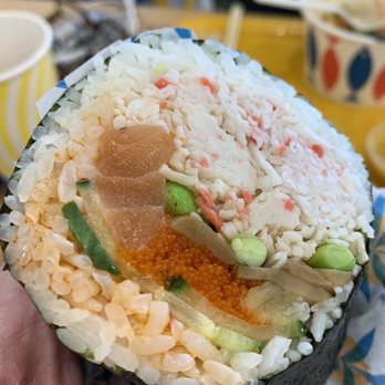 Pacific Counter - Seaweed Wrap w/ rice, shrimp, crab, spicy salmon, cucumber, edamame, pineapple, mushrooms, avocado and roe! AMAZING! - Sushi Bars Near Me - Bradenton, Florida