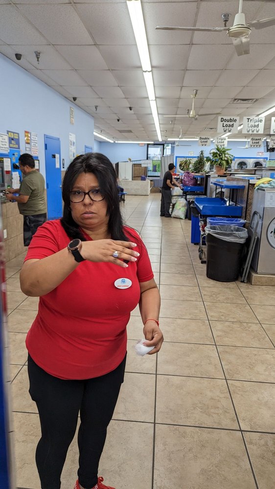 SPEEDY LAUNDROMAT 10 Photos & 28 Reviews 66 Bureau Dr, Gaithersburg