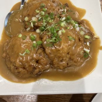 New Paul Kee - ShrimpEgg Combination Egg Foo Young 本楼芙蓉蛋(鸡虾和牛) - Cantonese Near Me - Wheaton-Glenmont, Maryland