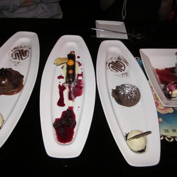 Lee - Desserts! Chocolate Banana, Peanut Butter Chocolate cake, Molten chocolate cake, berry and apple pastry. - Asian Fusion Near Me - Toronto, Ontario