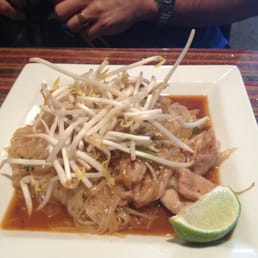 Pad thai