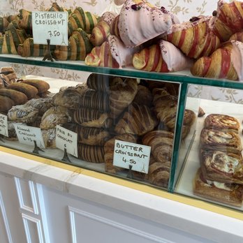 Paris En Rose - Cafes Near Me - Del Mar, California Paris En Rose - Cafes Near Me - Del Mar, California