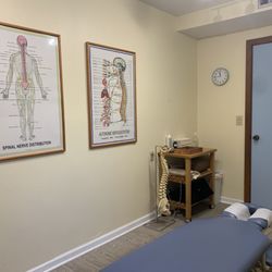 Jill L Dawrs Family Chiropractic Clinic - one of the treatment rooms