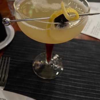Syd's FishPig Cafe - New American Near Me - Norfolk, Virginia