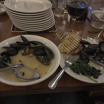 Quartino Ristorante - Sauted Spinach and Mussels - Italian Near Me - The Colony, Texas Quartino Ristorante - Sauted Spinach and Mussels - Italian Near Me - The Colony, Texas